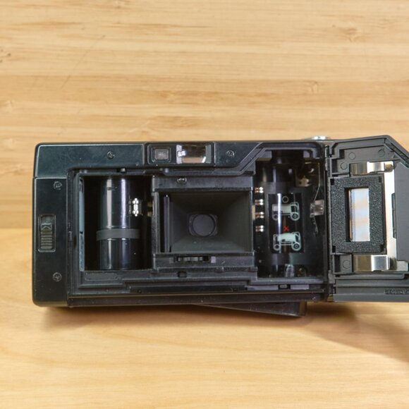 Minolta Freedom II Film Camera / 35mm Point and Shoot / Autofocus  Made in Japan - Picture 7 of 7